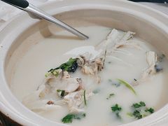 -天乐农家鱼头王(天目湖店)