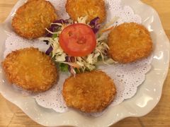 -J Daeng Seafood