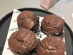 -W COLLECTIVE  DESSERT SHOP