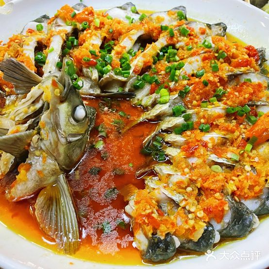 李记剁椒鳊鱼(竹山路店)