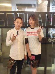 -Godhands美发设计沙龙
