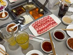 -海底捞火锅(新松江路生日主题店)
