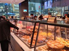 面包甜点陈列柜-巴黎贝甜(大宁国际商业广场店)