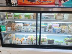 面包甜点陈列柜-花园饼屋·吐司蛋糕面包(星海店)