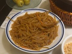 -小菜园新徽菜(镇江丹阳吾悦店)