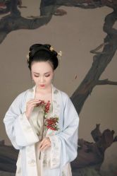 点击看大图 -盘子女人坊古装写真摄影(南京总店)