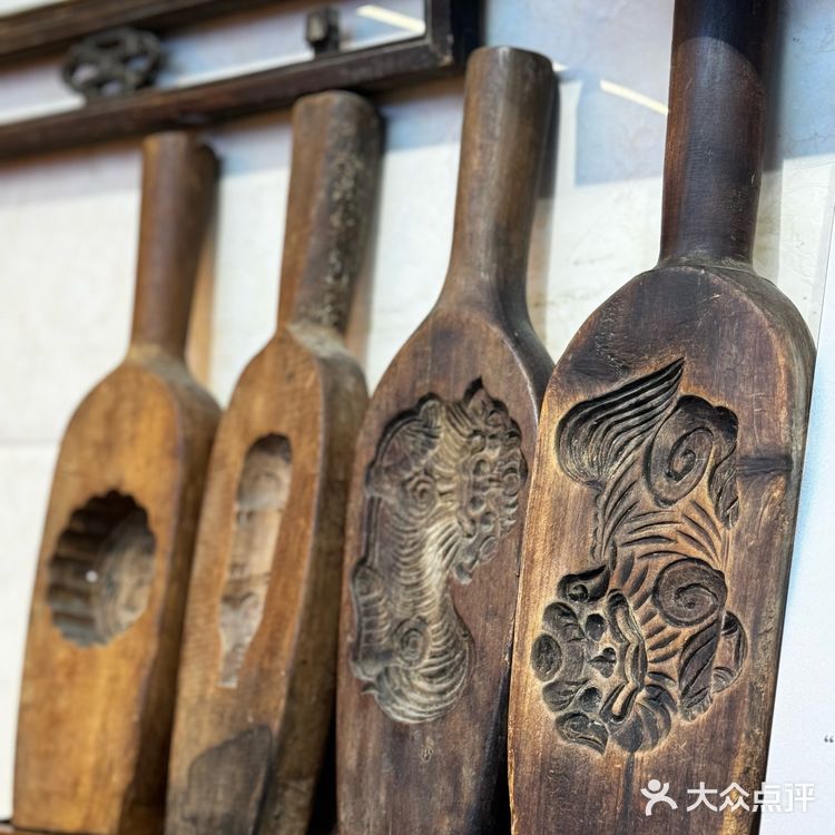 番禺钟村嫁女饼老字号,一口咬回旧时光 🌸