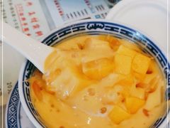 -广信牛奶甜品世家(台东店)