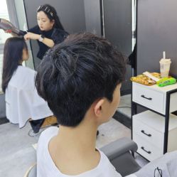 -藤野造型烫发染发