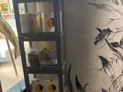 面包甜点陈列柜-湊湊火锅·茶憩(皇姑万象汇店)