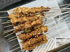 -许哥东北烧烤·铁丳烤串·宫后夹肉(繁花中心店)
