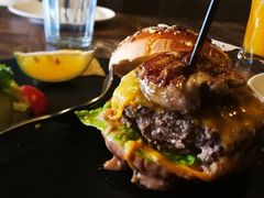 -HIGH FIVE哈福手工汉堡(桂林路店)