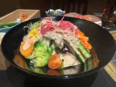 -山川小町·极番烧肉(新地假日广场店)