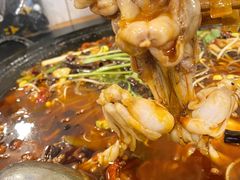 -鸿顺老铁锅美蛙鱼府(解放碑店)