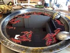 -黄潇洒老火锅(九眼桥宏济巷店)