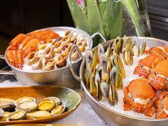 -圣丰索菲特·2 On 988 Café 自助餐厅