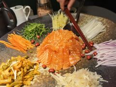 黑松露捞起三文鱼-小炳胜(卓悦中心店)