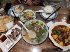 -清真·玛丽亚新疆菜主题餐厅(浙江中路店)