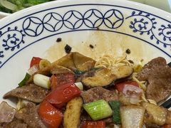 -李与白包子铺(桐梓林店)
