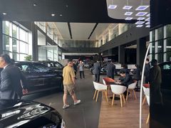 -奔驰上海利星(七宝店)