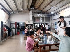 大堂-正宗杨记普洱酸醋米线(总店)