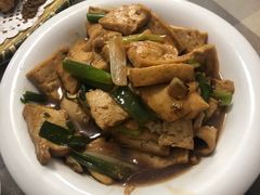 葱烧豆腐-华春餐馆(鱼山路店)