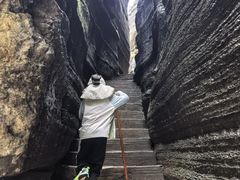 -梭布垭石林景区