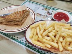 -兴华里茶记(禅城同济首店)