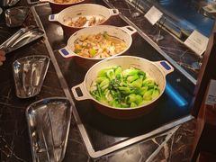 自助取餐区-月色西餐厅·海鲜刺身·烧烤(科学城保利郡雅酒店)