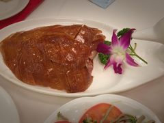 特色烤鸭-九花山烤鸭店