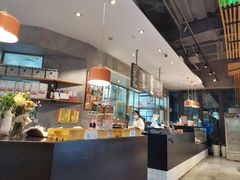 -Dough&Joe团憩(瑞虹天地月亮湾店)