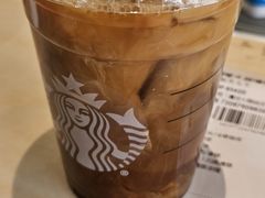 -星巴克(上海长宁来福士1F店)