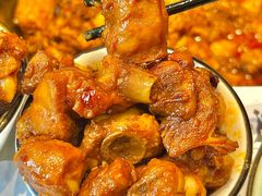 -山河屯铁锅炖·非遗东北菜(南山店)