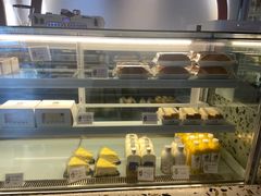 面包甜点陈列柜-匡小敏手工烘培(大地金墅店)