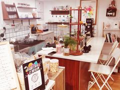 -C.Y Cafe