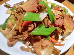 大巴山老腊肉炒笋-黑鸡小馆(金源店)