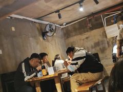 大堂-沪西老弄堂面馆(定西路店)