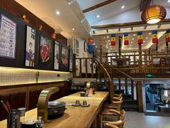 -青瓦餐厅·生鱼片·韩园烤肉(西塔店)