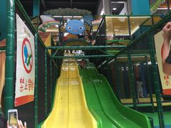 -蒙特利亲子乐园