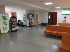 -大连何氏眼科医院