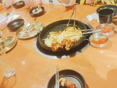 -肥肥虾庄·金牌油焖大虾(杨园滨江时代walk店)
