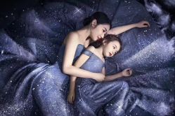 -拾花摄原创婚纱摄影