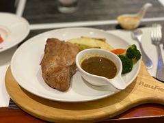 -斗牛士牛排餐厅(嘉里汇店)