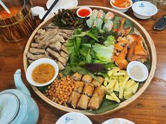簸箕拼盘-西贡印象越南特色餐厅