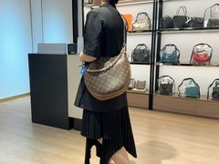 -宁波杉井奥特莱斯广场
