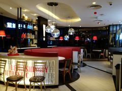 -必胜客(武汉欢乐谷店)
