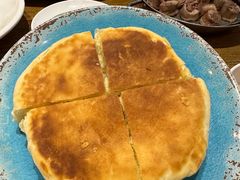 酸奶饼-蒙亨·手把肉·蒙古包文化主题餐厅(天恒广场店)