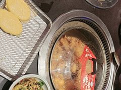-山河屯铁锅炖(哈西站店)