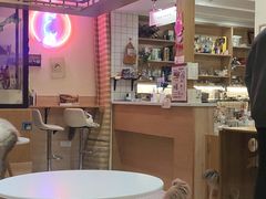-滚猫咖啡·猫咖·猫友好撸猫(未来城店)