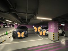 -徐汇万科中心-停车场